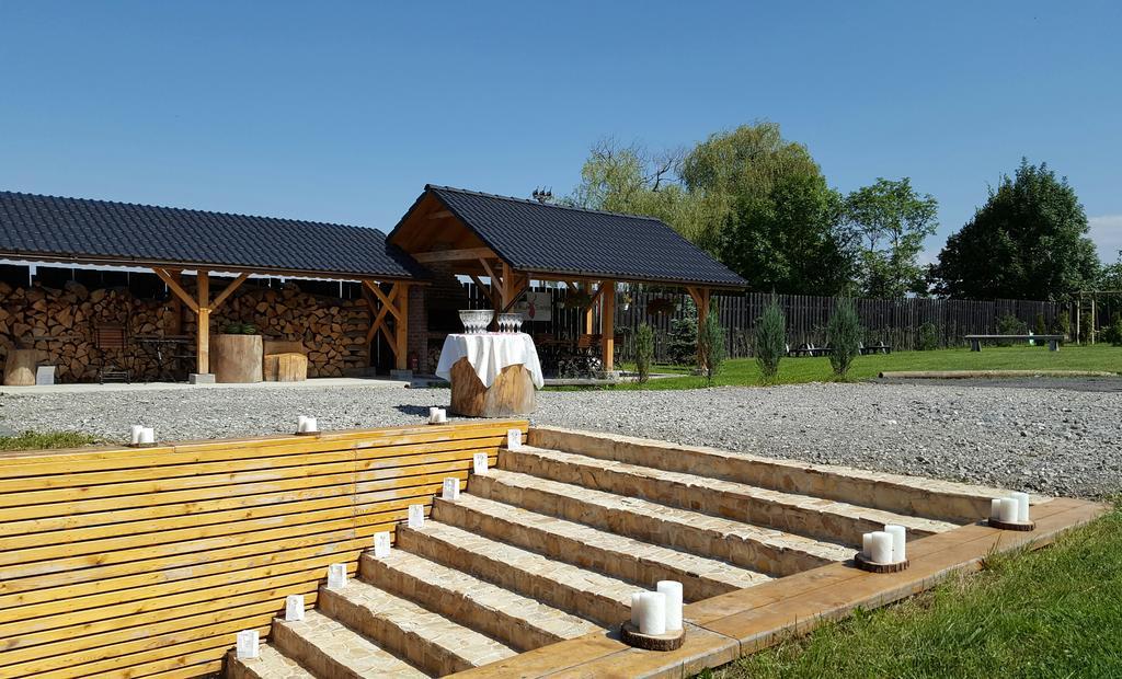 Villa Swiss Sacele Luaran gambar