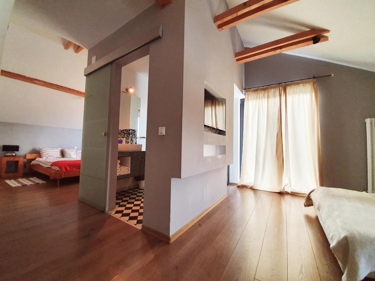 Villa Swiss Sacele Luaran gambar